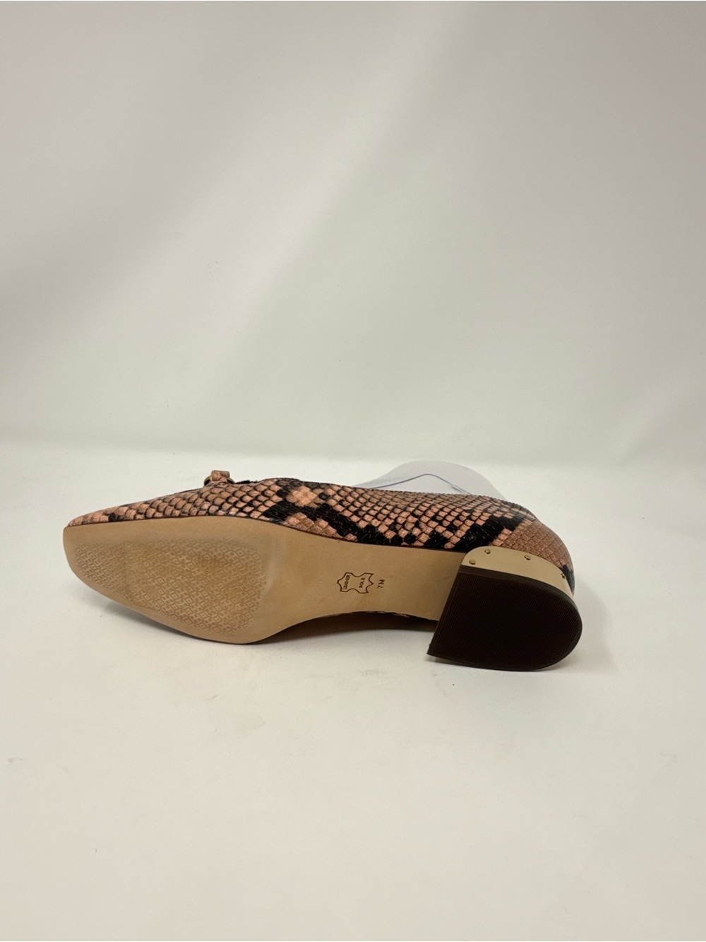 Tory Burch Burgundy Velvet Loafer with Snake-Print Trim and Gold Chain. Size 7. - Picture 6 of 14